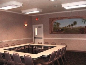 Econo Lodge Inn And Suites Игъл Пас Екстериор снимка